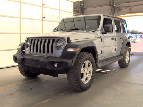 Used 2020 Jeep Wrangler Unlimited Sport S AWD/4WD image 4