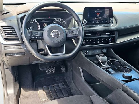 Used 2023 Nissan Rogue S AWD/4WD image 31