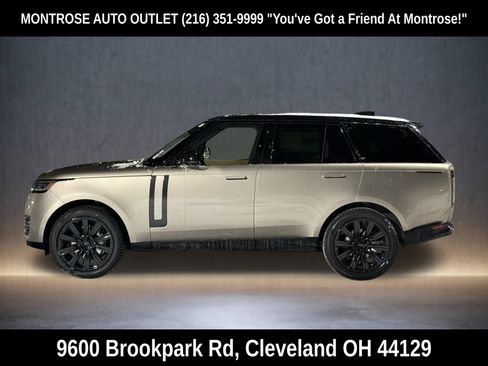 New 2026 Land Rover Range Rover SE image 2