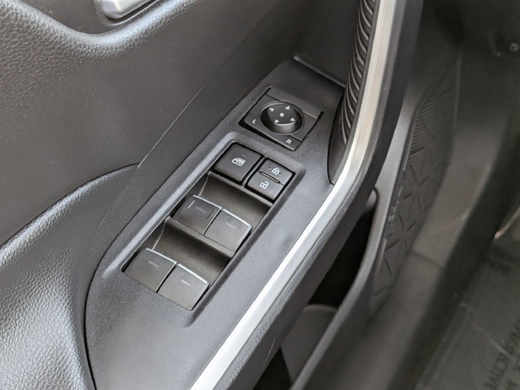 Used 2024 Toyota RAV4 XLE AWD/4WD image 18