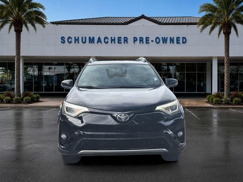 Used 2018 Toyota RAV4 SE w/ Power Extra Value Package FWD image 2