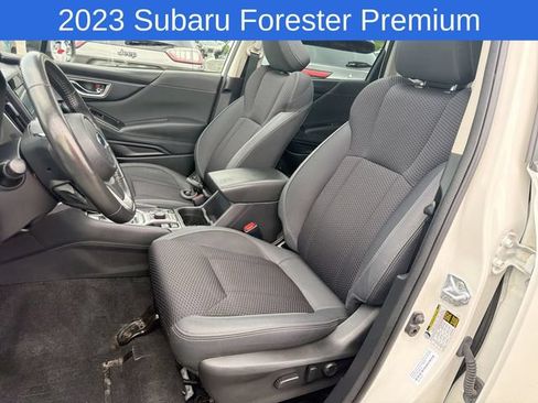 Used 2023 Subaru Forester Premium AWD/4WD image 21