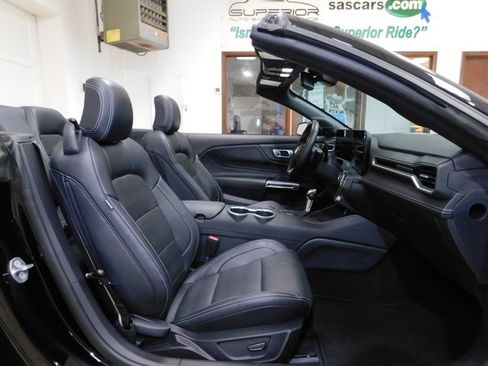 Used 2025 Ford Mustang GT Premium RWD image 85