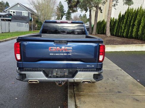 Used 2021 GMC Sierra 1500 SLE w/ X31 Off-Road Package AWD/4WD image 6