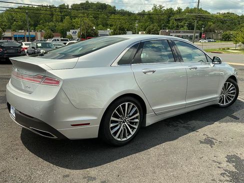 Used 2017 Lincoln MKZ Premiere image 6