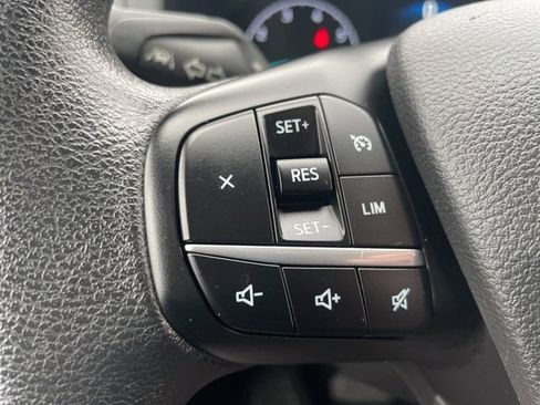 Used 2023 Ford Transit 350 XLT image 22