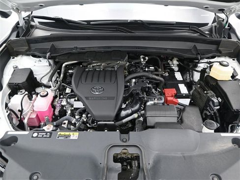 Used 2024 Toyota Grand Highlander XLE image 20