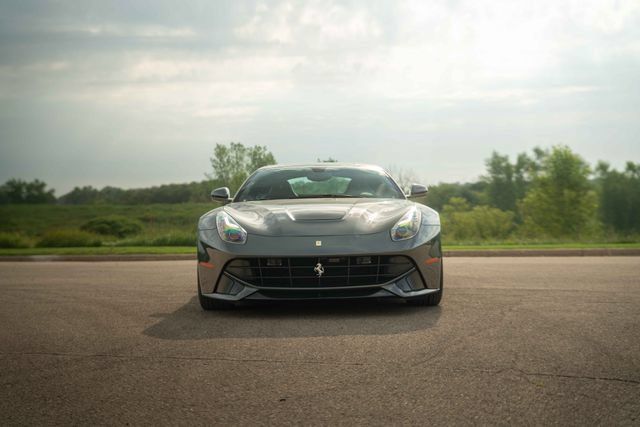 Used 2015 Ferrari F12 Berlinetta RWD image 37
