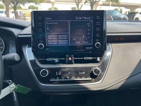 Used 2022 Toyota Corolla SE FWD image 18