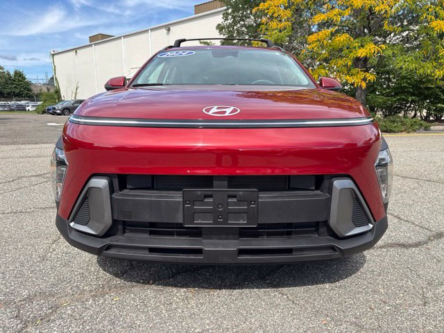 Used 2024 Hyundai Kona SEL AWD/4WD image 2