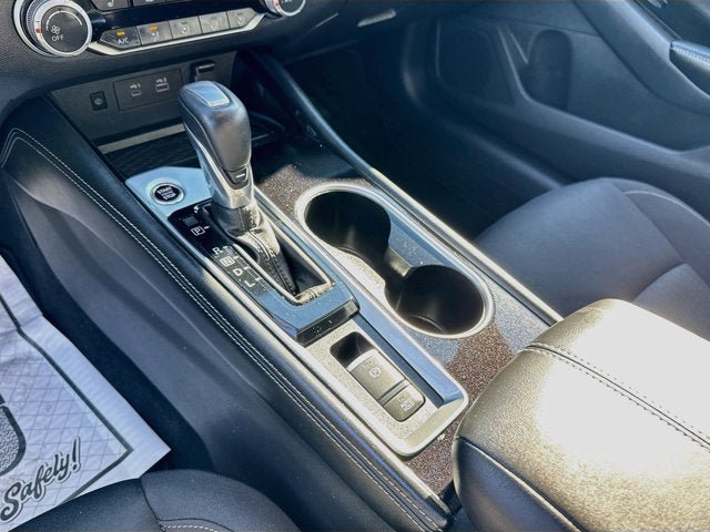 Used 2023 Nissan Altima 2.5 SV w/ SV Premium Package AWD/4WD image 14