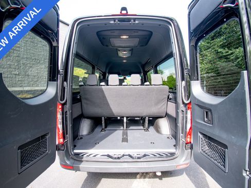 Used 2024 Mercedes-Benz Sprinter 2500 image 21