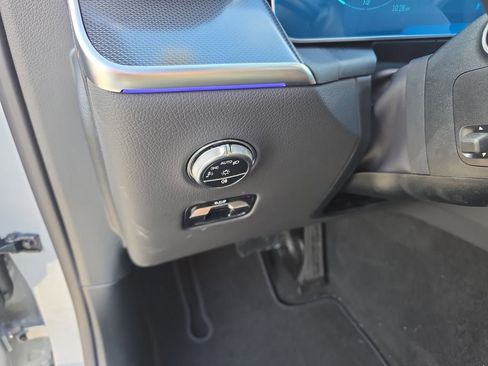 New 2026 Mercedes-Benz GLC 300 4MATIC image 12