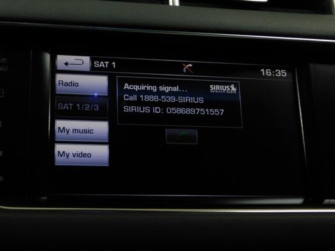 Used 2014 Land Rover Range Rover Sport HSE image 59