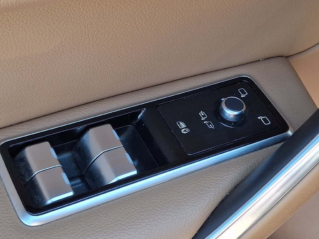 Used 2021 Jaguar F-PACE S AWD/4WD image 26