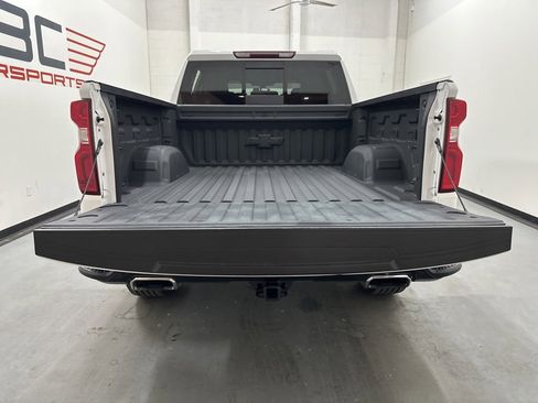 Used 2019 Chevrolet Silverado 1500 LT Trail Boss image 17