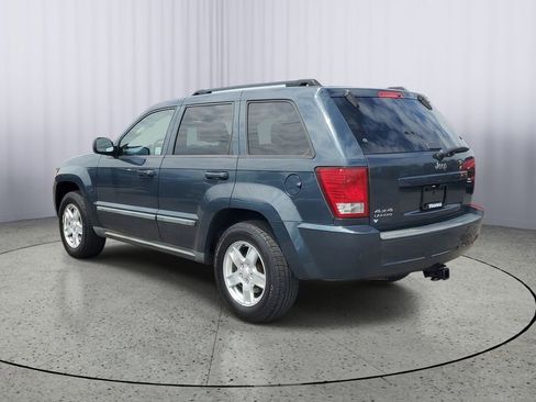Used 2007 Jeep Grand Cherokee Laredo AWD/4WD image 4