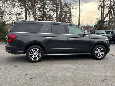 Used 2023 Ford Expedition Max Limited AWD/4WD image 4