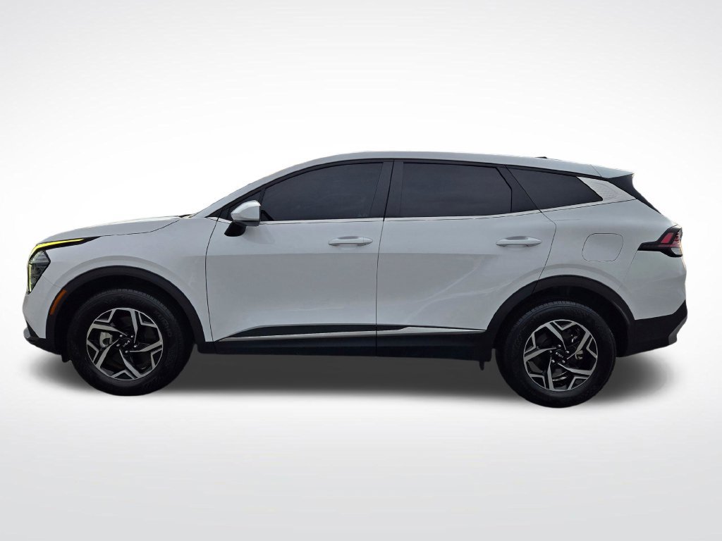 Used 2025 Kia Sportage LX AWD/4WD image 4