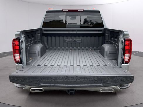 New 2026 GMC Sierra 1500 Elevation image 32