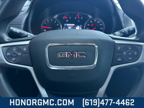 Used 2024 GMC Terrain SLE FWD image 24