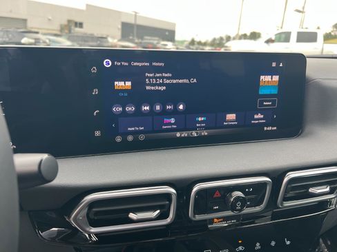 New 2026 Nissan Sentra SV w/ SV Convenience Package FWD image 24