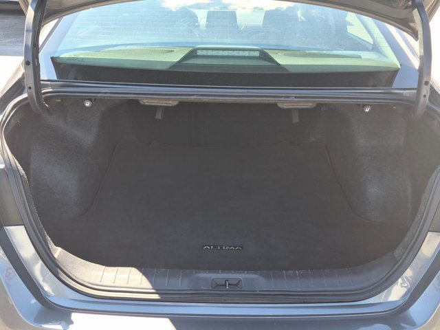 Used 2025 Nissan Altima 2.5 SR FWD image 6