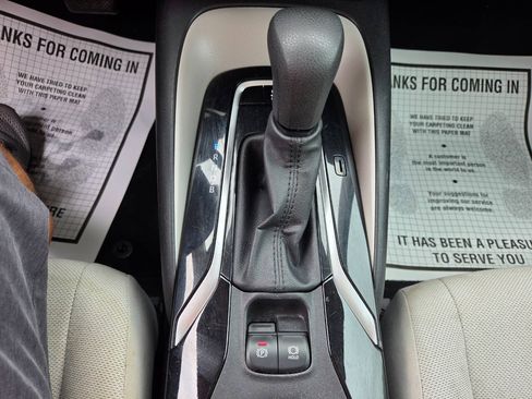 Used 2021 Toyota Corolla L w/ Carpet Mat Package (TMS) FWD image 20