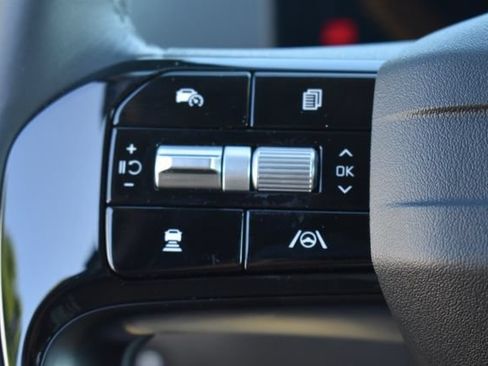 Certified 2026 Kia Sorento EX AWD/4WD image 30