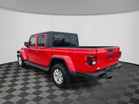 Certified 2023 Jeep Gladiator Sport image 7