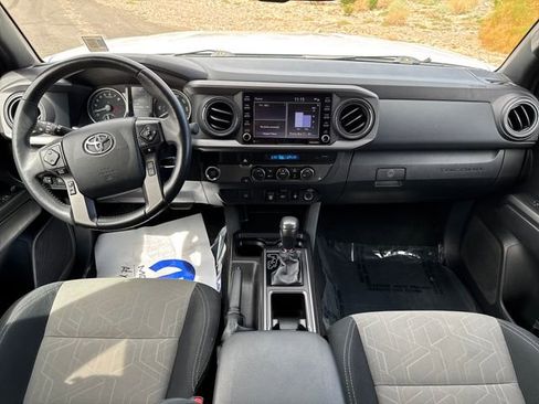 Used 2023 Toyota Tacoma TRD Off-Road image 12