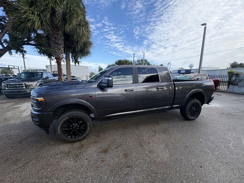 Used 2025 RAM 2500 Limited image 4