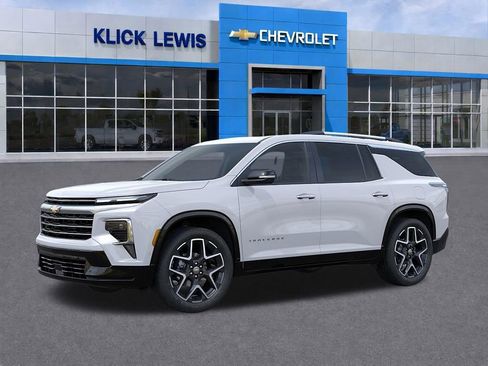 New 2026 Chevrolet Traverse High Country image 2