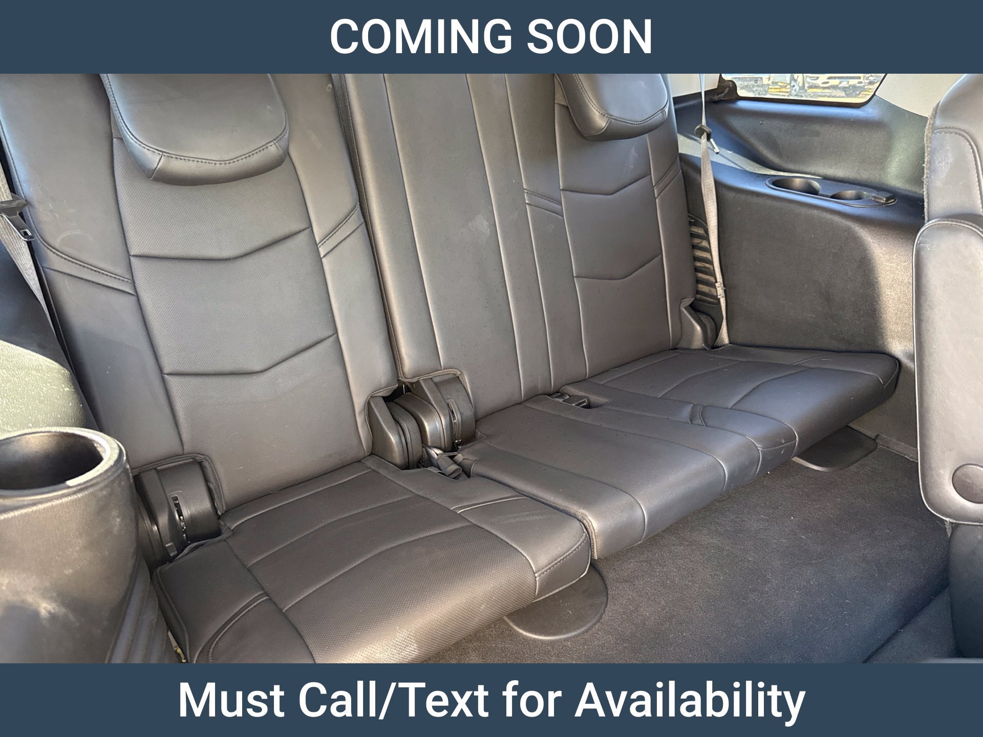 Used 2019 Cadillac Escalade Luxury AWD/4WD image 11