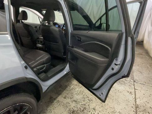 Certified 2024 Honda Passport Black Edition image 20