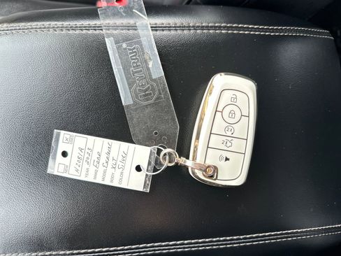 Used 2023 Ford Explorer XLT w/ Equipment Group 202A image 22