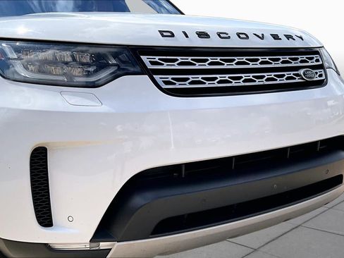 Used 2018 Land Rover Discovery HSE Luxury AWD/4WD image 30