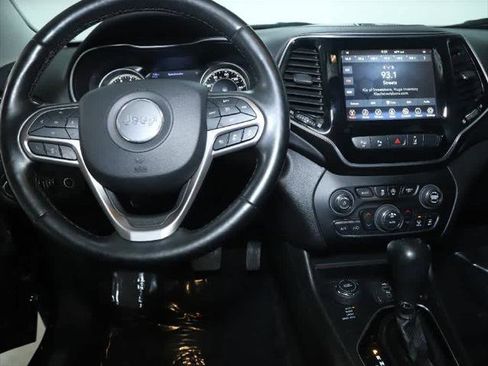 Certified 2021 Jeep Cherokee Limited image 30