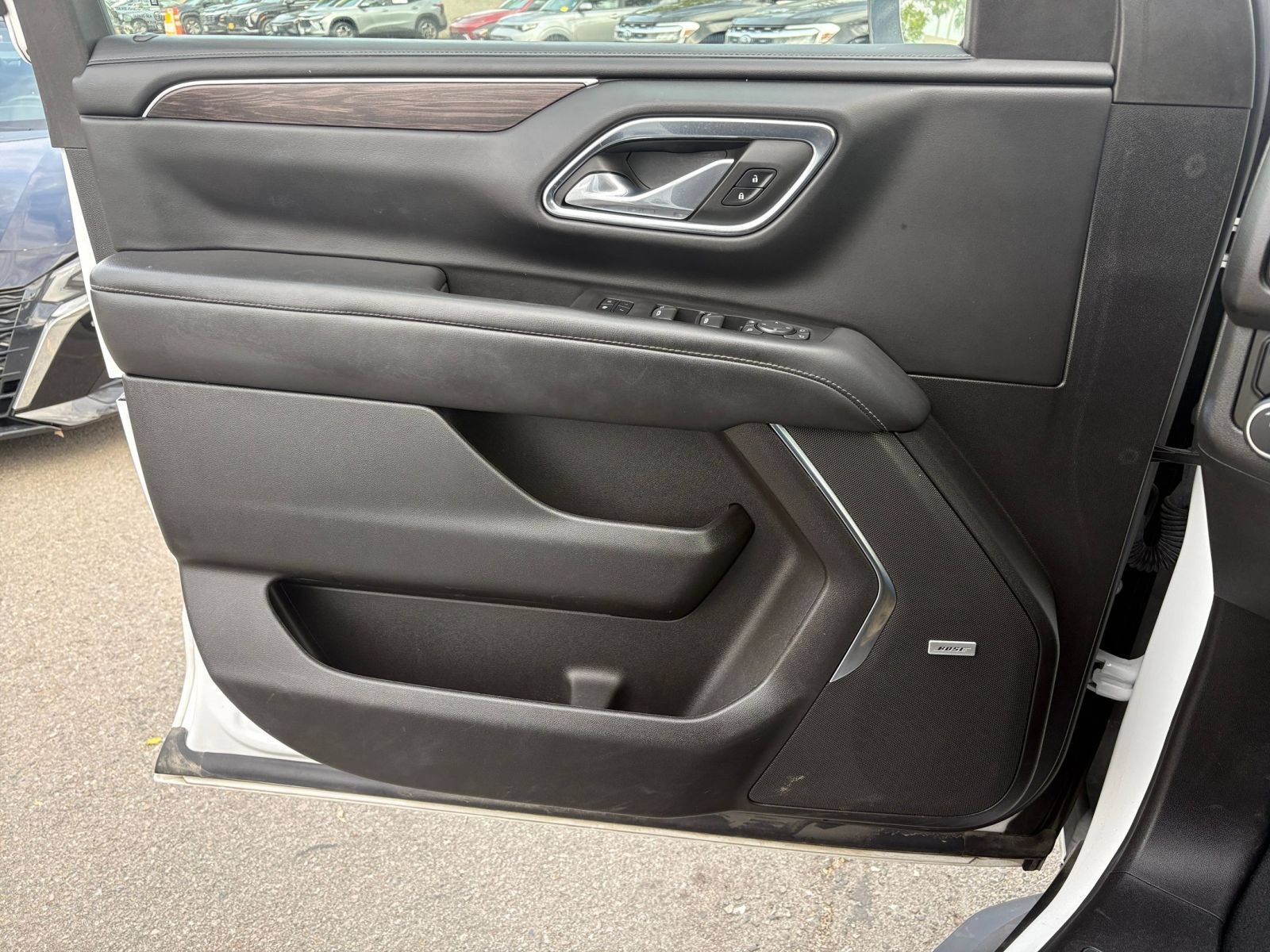 Used 2023 Chevrolet Tahoe LT w/ Luxury Package RWD image 18