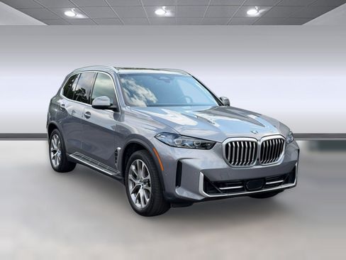 Certified 2026 BMW X5 xDrive40i AWD/4WD image 7