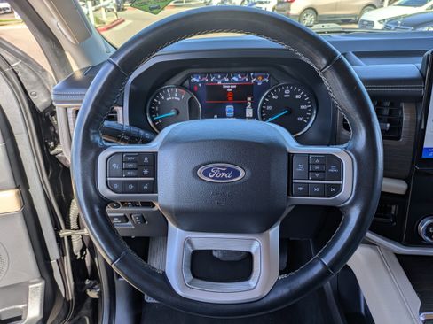 Used 2024 Ford Expedition Max Limited image 29