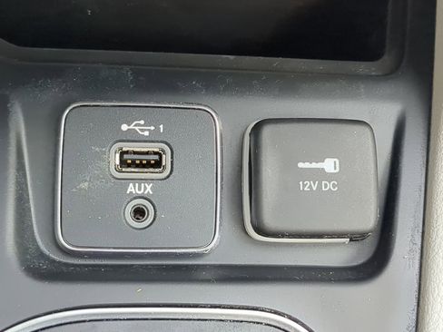 Used 2022 Jeep Cherokee Latitude Lux image 22