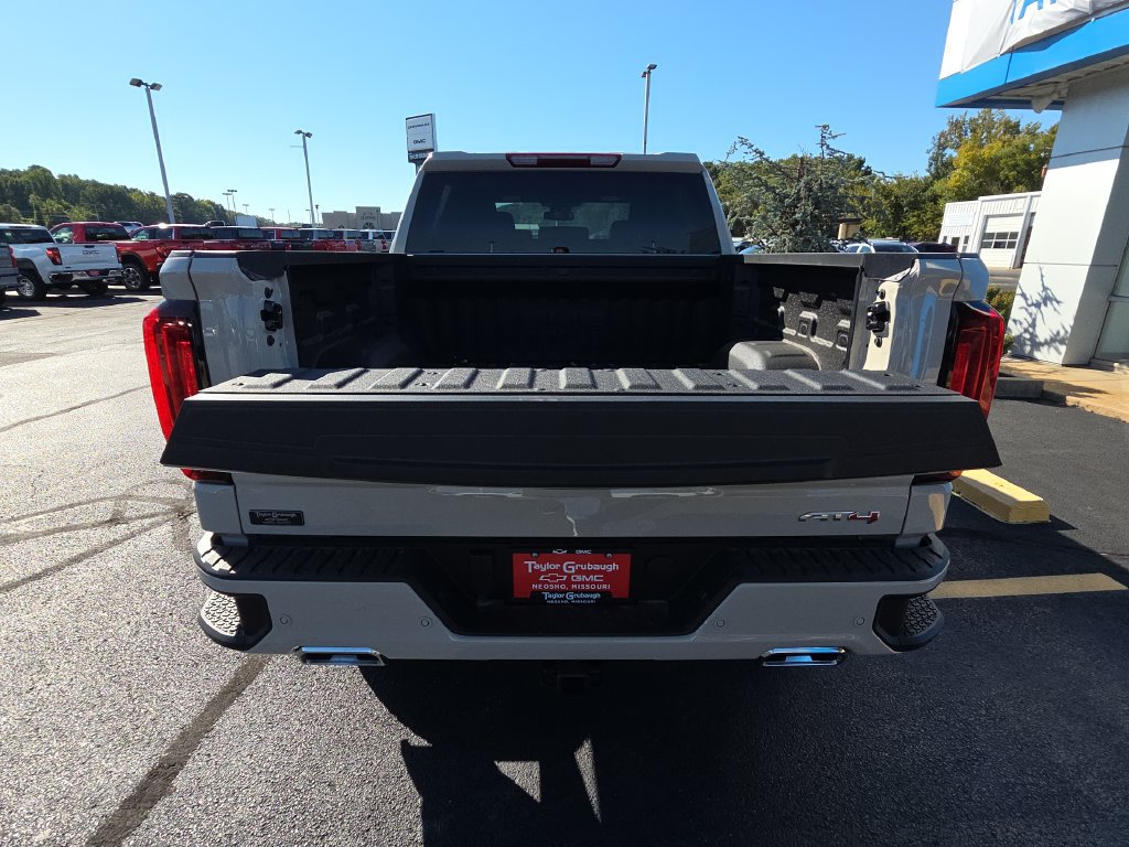 New 2026 GMC Sierra 1500 AT4 AWD/4WD image 9