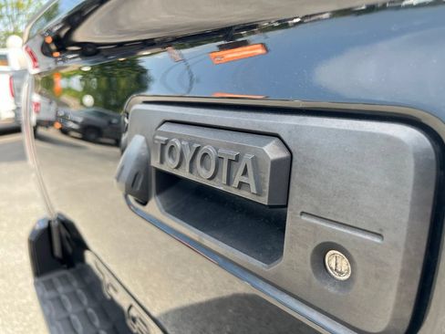 Used 2021 Toyota Tacoma TRD Sport AWD/4WD image 13