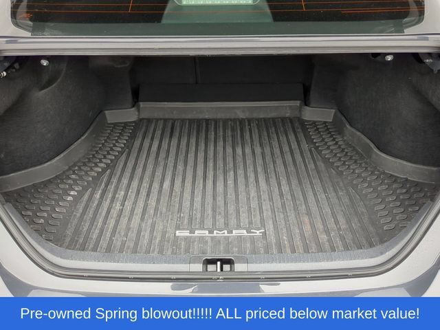 Used 2025 Toyota Camry SE FWD image 39