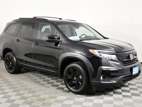 Certified 2022 Honda Pilot TrailSport image 4