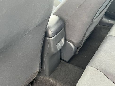 Used 2025 Nissan Versa SV FWD image 23