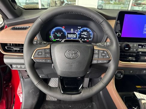 New 2026 Toyota Grand Highlander AWD Hybrid image 21