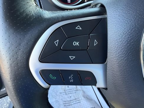 Used 2016 Dodge Challenger R/T Scat Pack w/ Leather Interior Group RWD image 17
