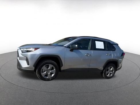 Used 2025 Toyota RAV4 LE image 9